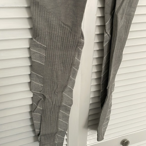 Blanqi size L maternity leggings - Picture 2 of 4